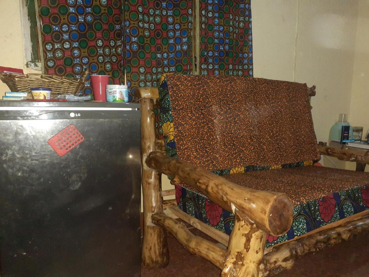 Mai Kilimanjaro Home Stay Marangu Esterno foto
